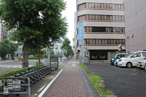 地下鉄東山線「今池」駅6番出口からの道のり4